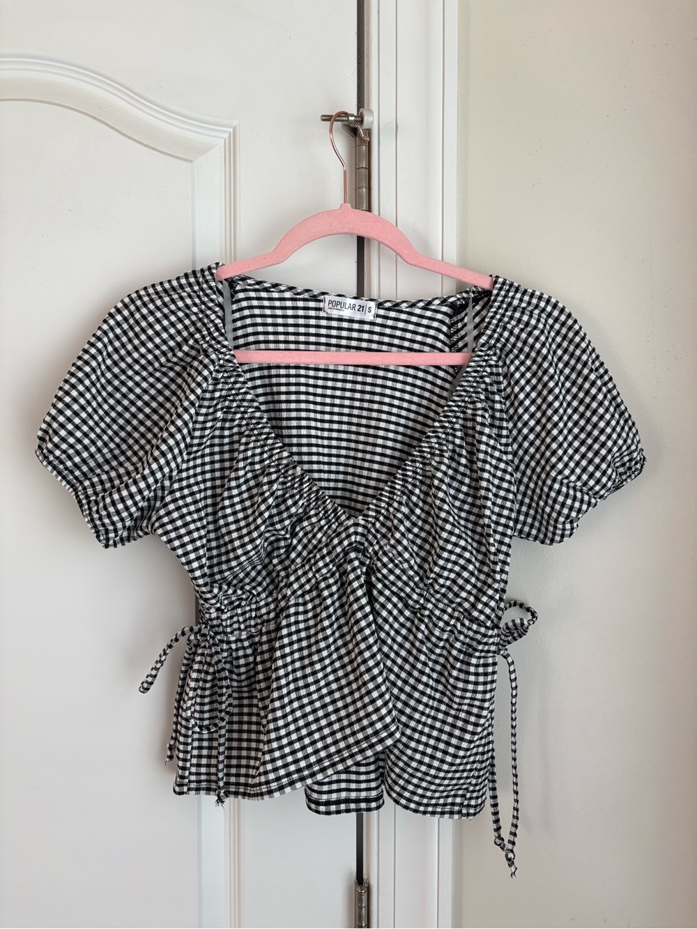 POPULAR 21 Black & White Gingham Puff-Sleeve Wrap Blouse